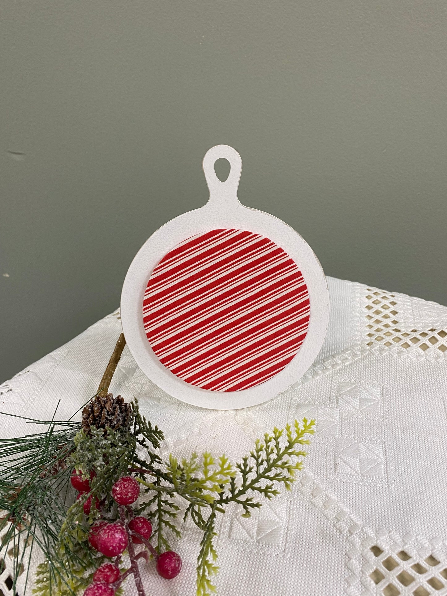 The Stitcher's Stage-Round Stripe White Back